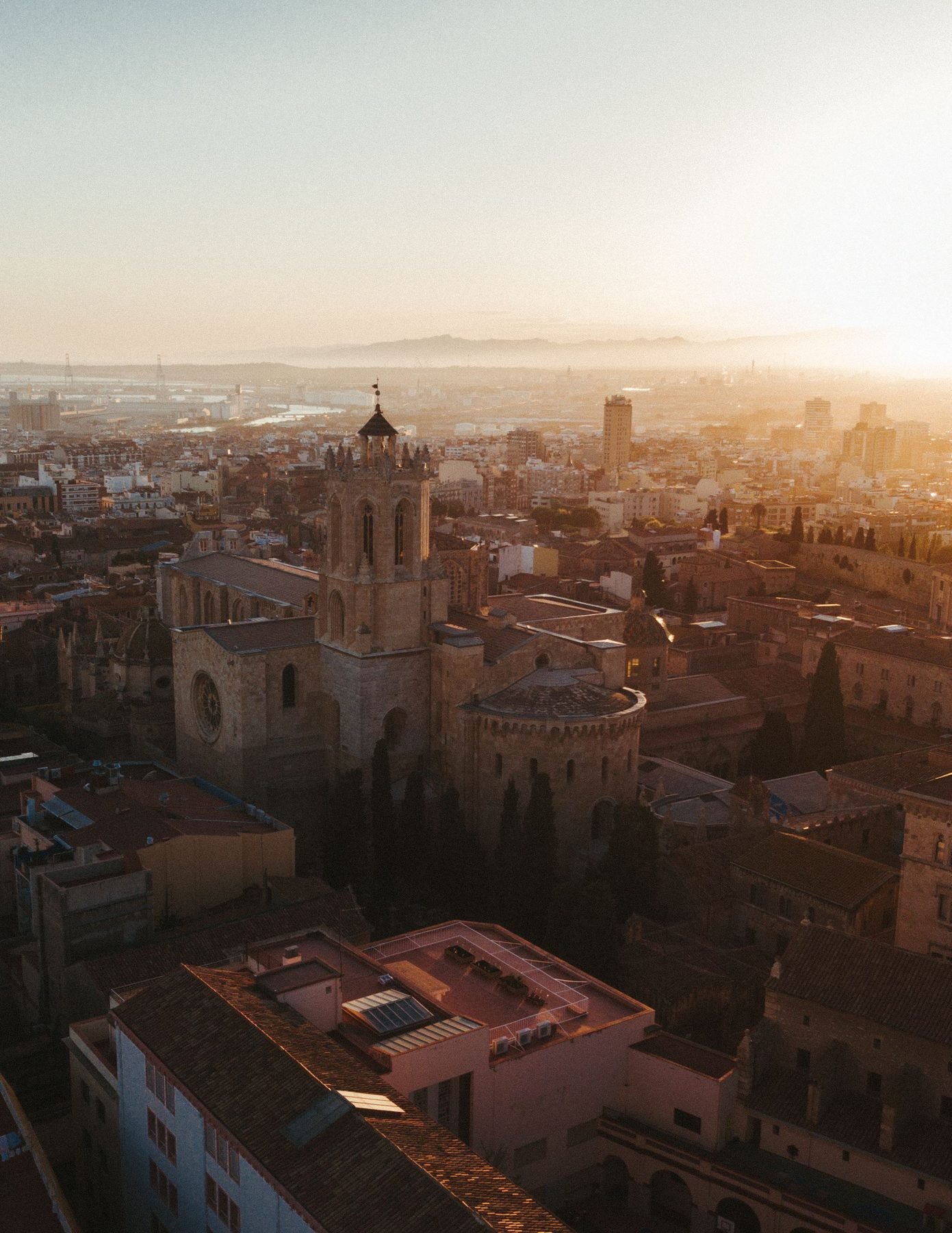 La catedral, al atardecer